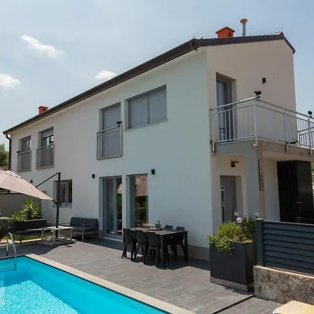 Panorama 度假居 *